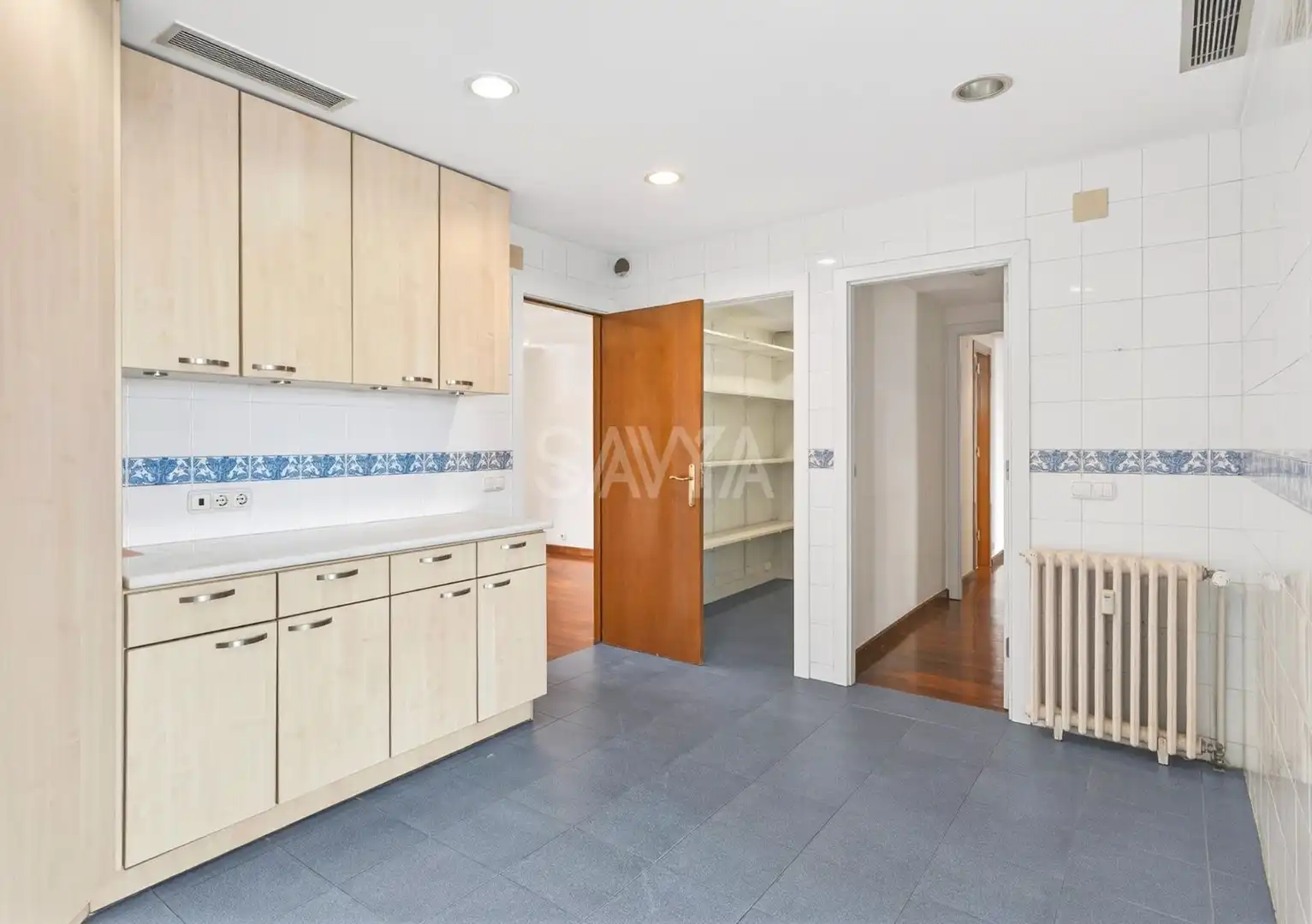 Kitchen of Attic for sale in Barcelona  with Terrace, Storage room and Swimming Pool