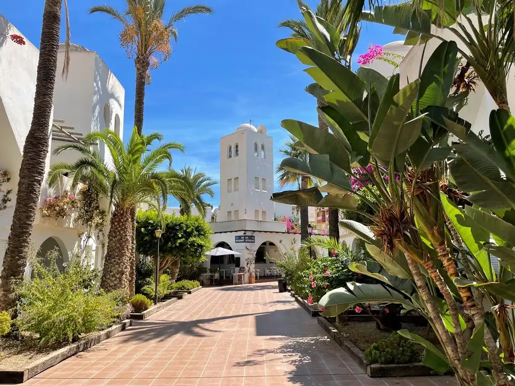 Vista exterior de Apartamento en venta en Vera con Aire acondicionado, Terraza y Amueblado