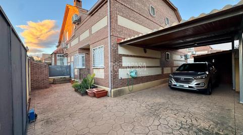 Foto 3 de Casa adosada en venta en Villanueva de la Torre, Guadalajara