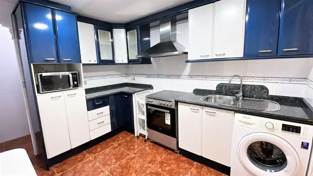 Cocina de Piso para compartir en Elche / Elx con Aire acondicionado y Amueblado
