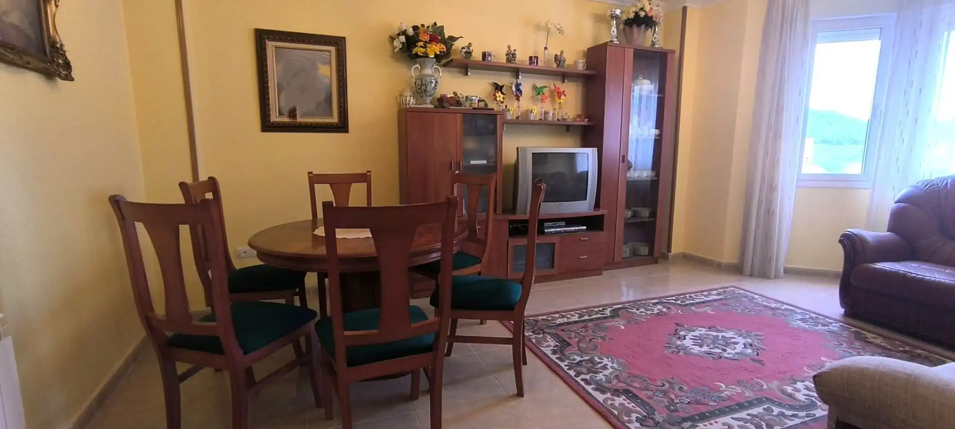 Sala de estar de Piso en venta en Entrena con Calefacción, Terraza y Trastero