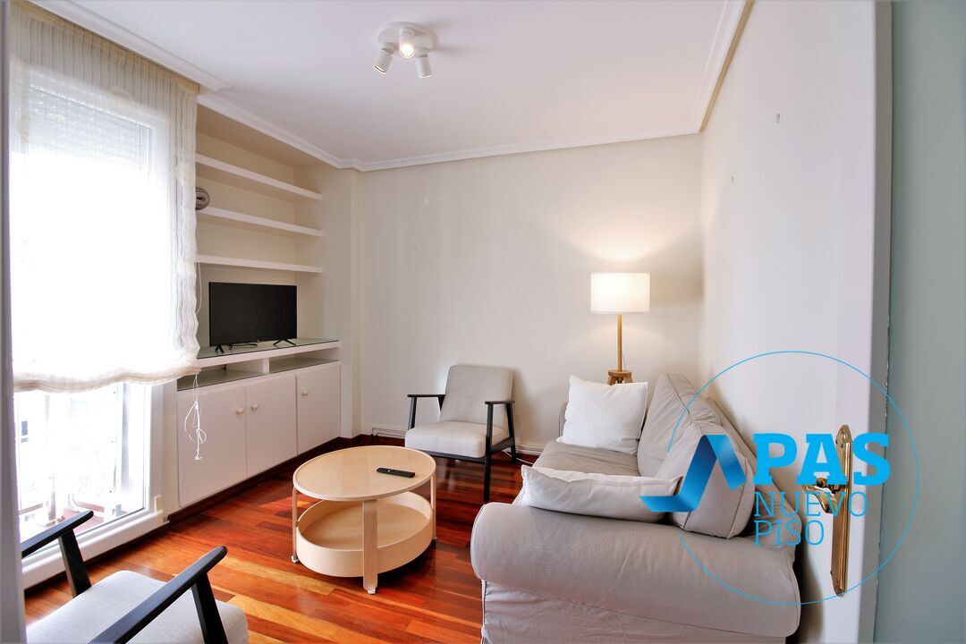 Sala de estar de Piso en venta en Santander con Calefacción y Balcón
