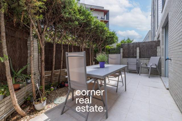 Planta baja en Venta en Carrer de Vallseca en Turó de Can Mates