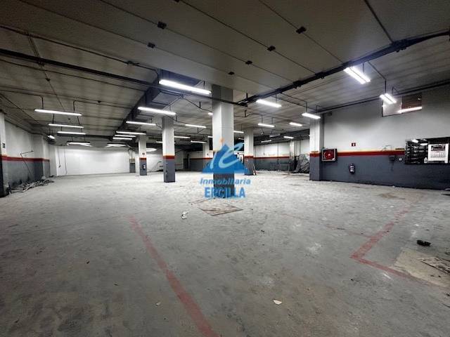Local comercial en Alquiler en Calle Jon Arrospide Kalea, 32 en San Pedro de Deusto - La Ribera