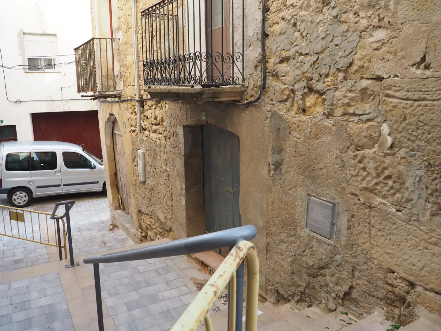 Vista exterior de Casa o xalet en venda en Riba-roja d'Ebre amb Moblat