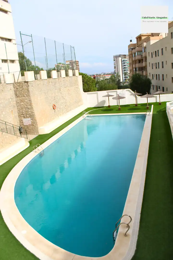 Piscina de Piso en venta en Alicante / Alacant con Aire acondicionado, Calefacción y Trastero