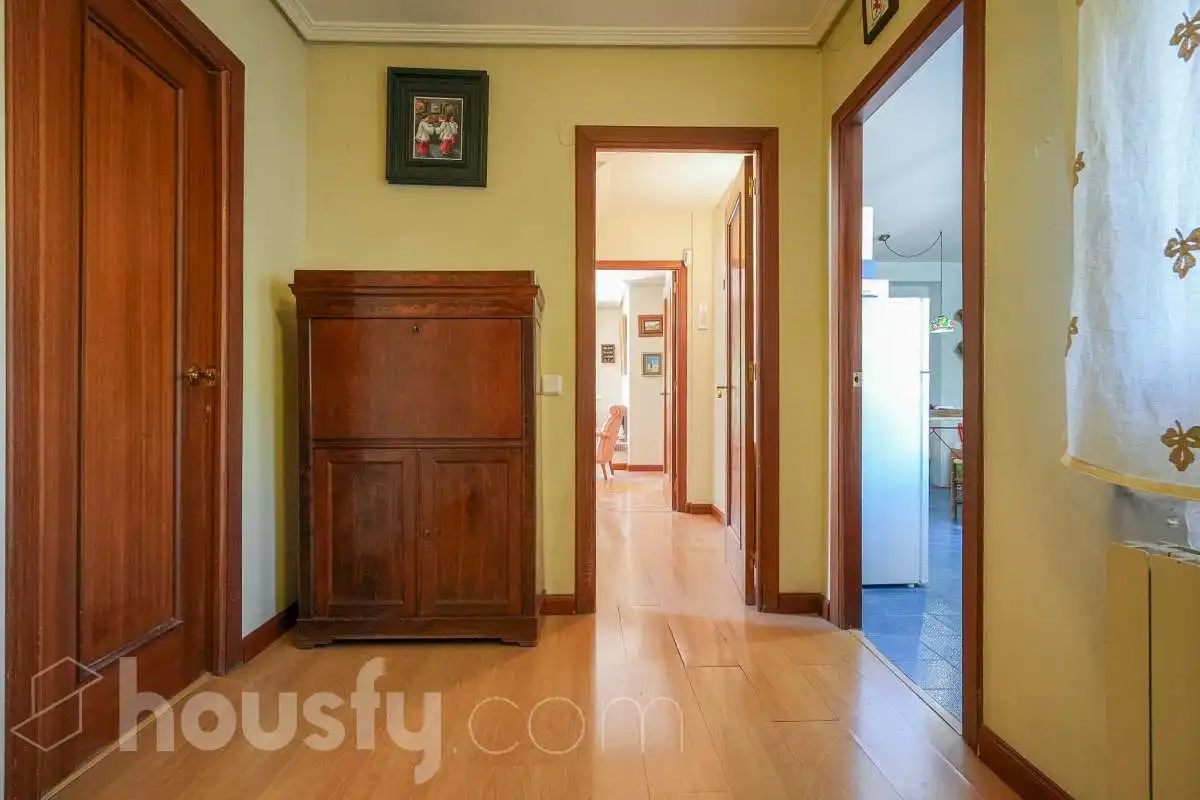 Houses for sale in Madrid  with Air Conditioner, Heating and Private garden