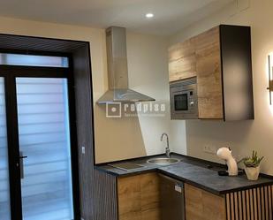 Kitchen of Apartment for sale in  Madrid Capital  with Air Conditioner, Heating and Furnished