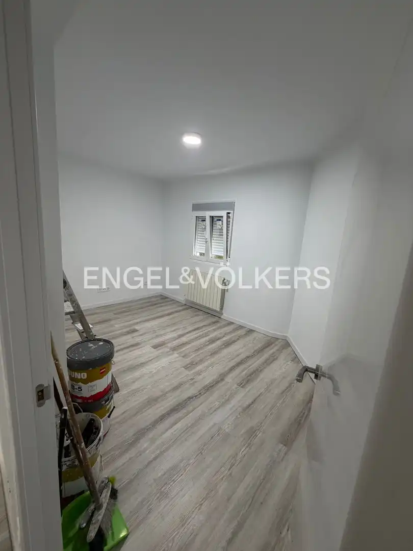 Apartament en venda en Madrid amb Calefacció i Moblat