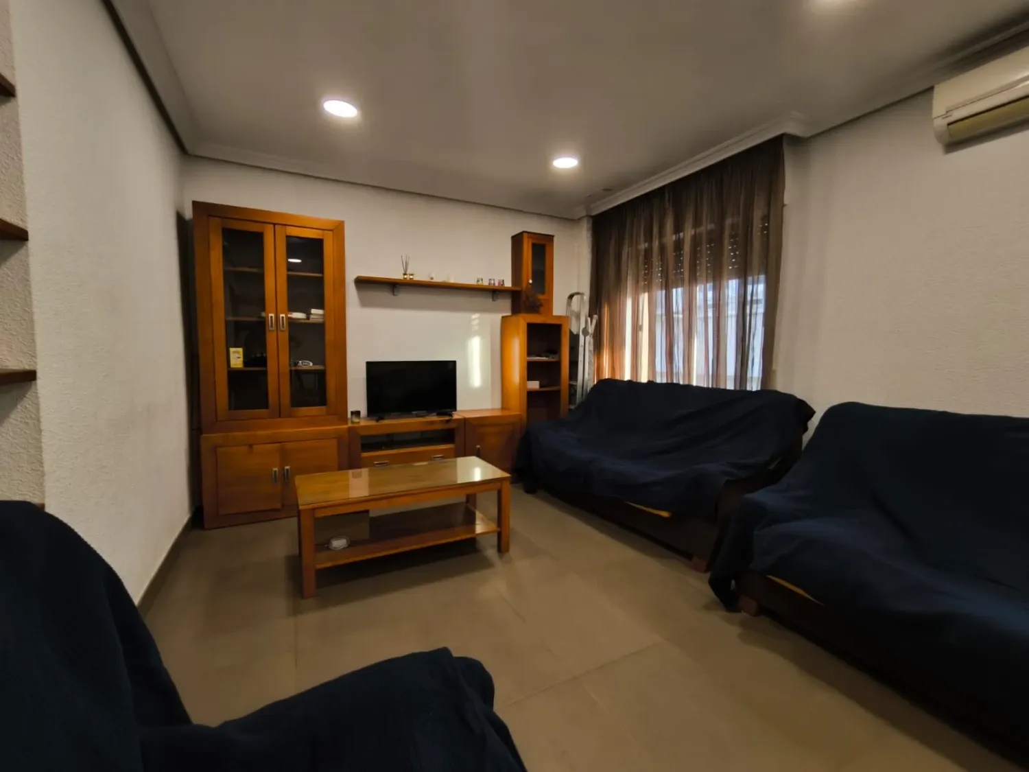 Living room of Flat to rent in  Murcia Capital  with Air Conditioner, Heating and Furnished