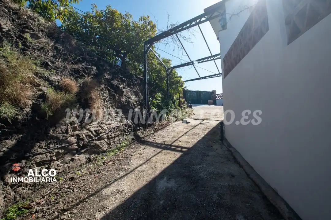 Houses for sale in Torrox  with Air Conditioner, Terrace and Swimming Pool