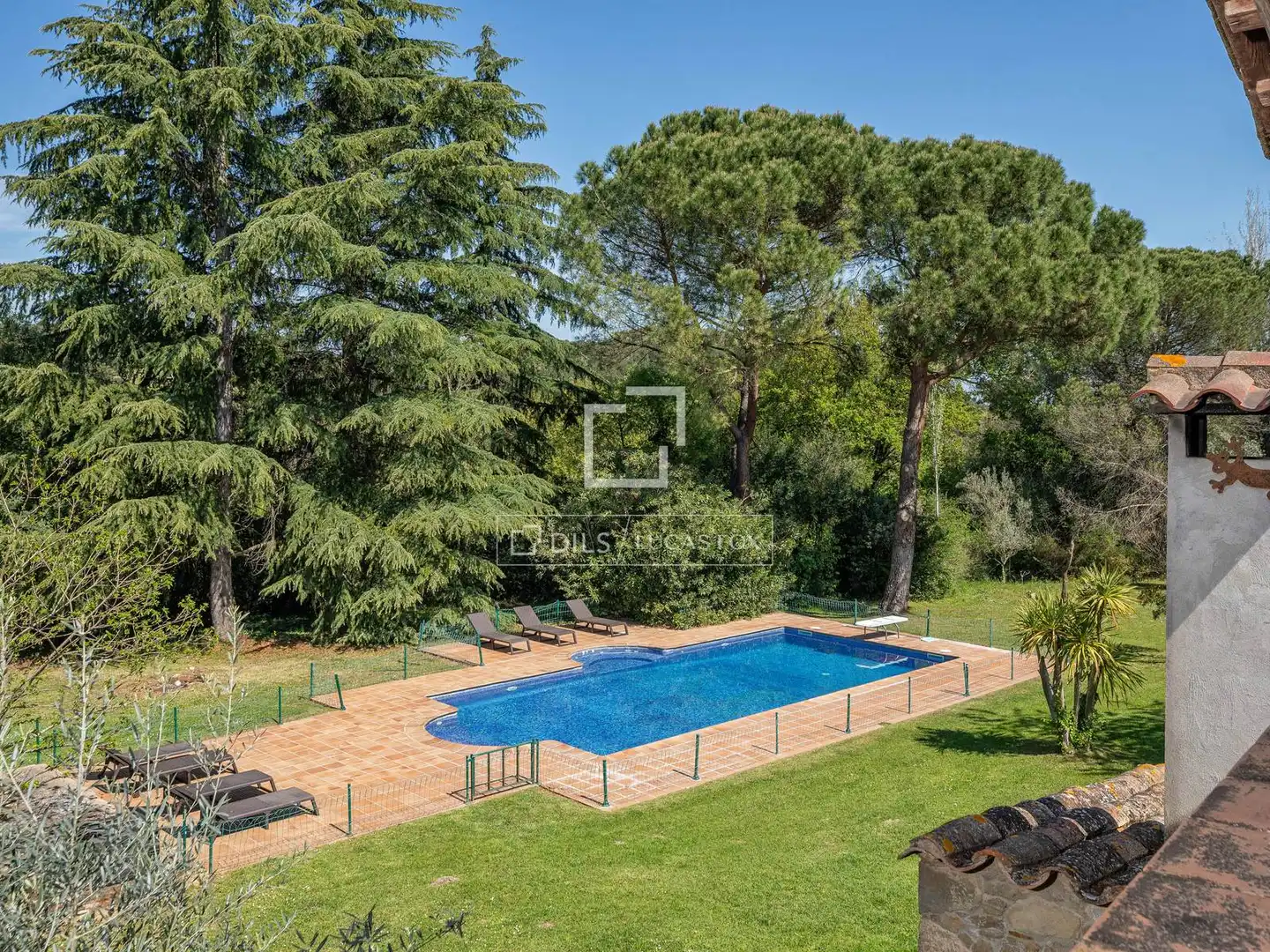 Piscina de Finca rústica en venda en Sant Martí Vell amb Calefacció, Jardí privat i Traster