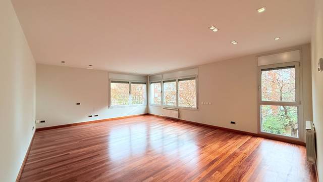 Piso en Alquiler en Les Tres Torres