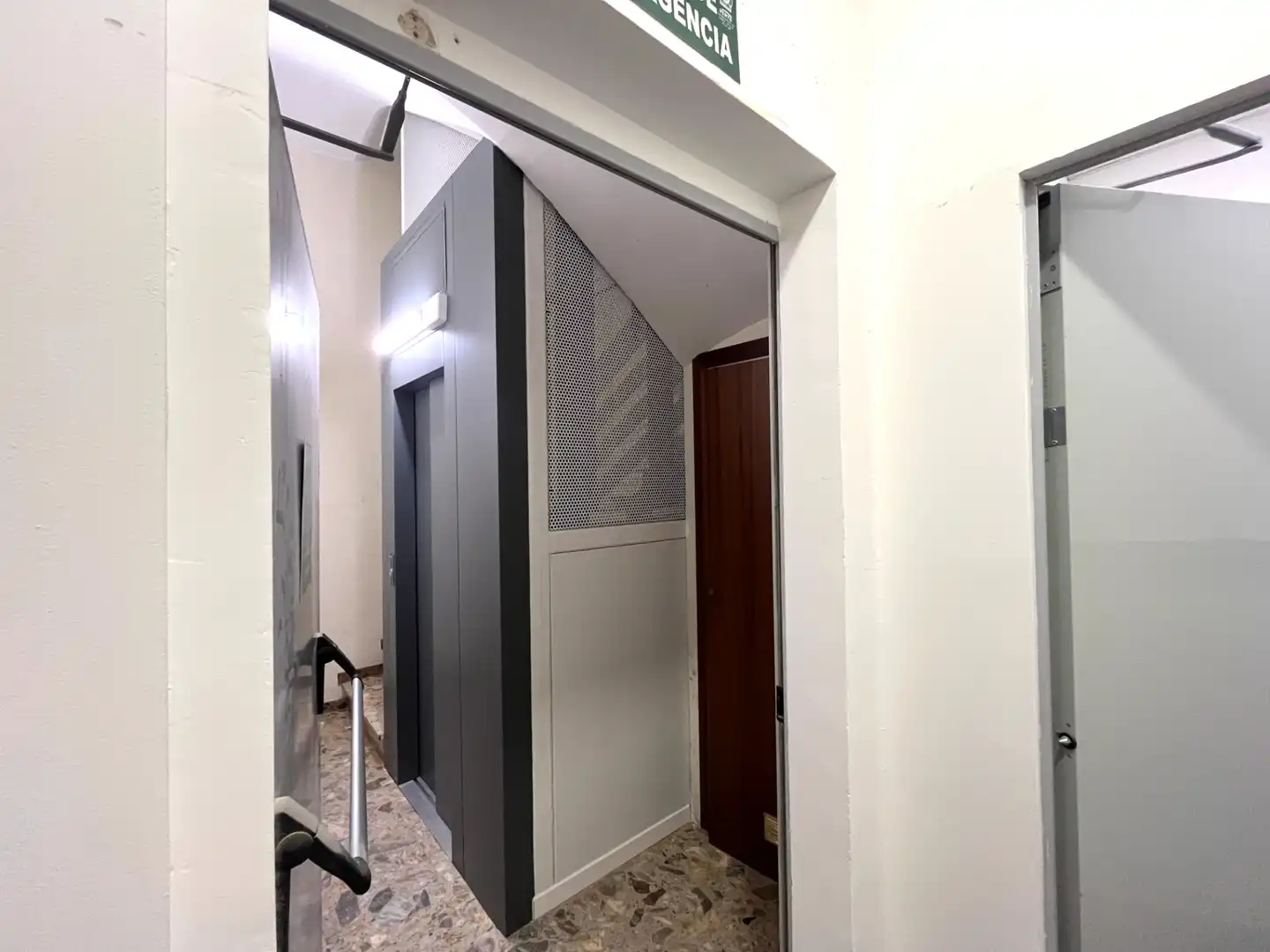 Local comercial en venda a Carrer de Pi i Margall 2, imagen 14