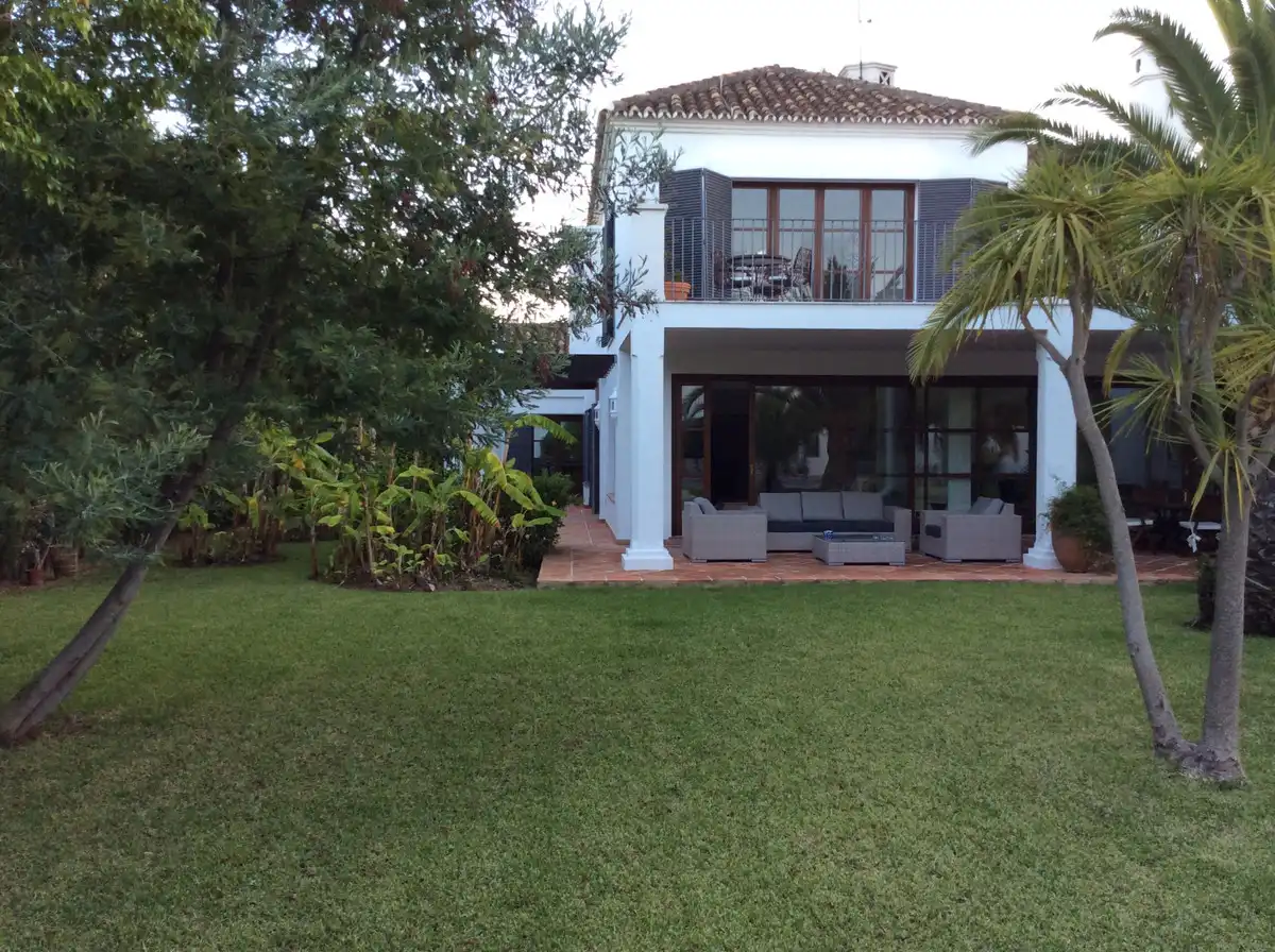 Casa con jardín en venta en San Pedro de Alcántara, imagen 48