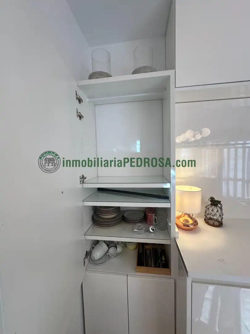 Büro zum Verkauf in LUIS SEOANE, Zona Fernández Ladreda