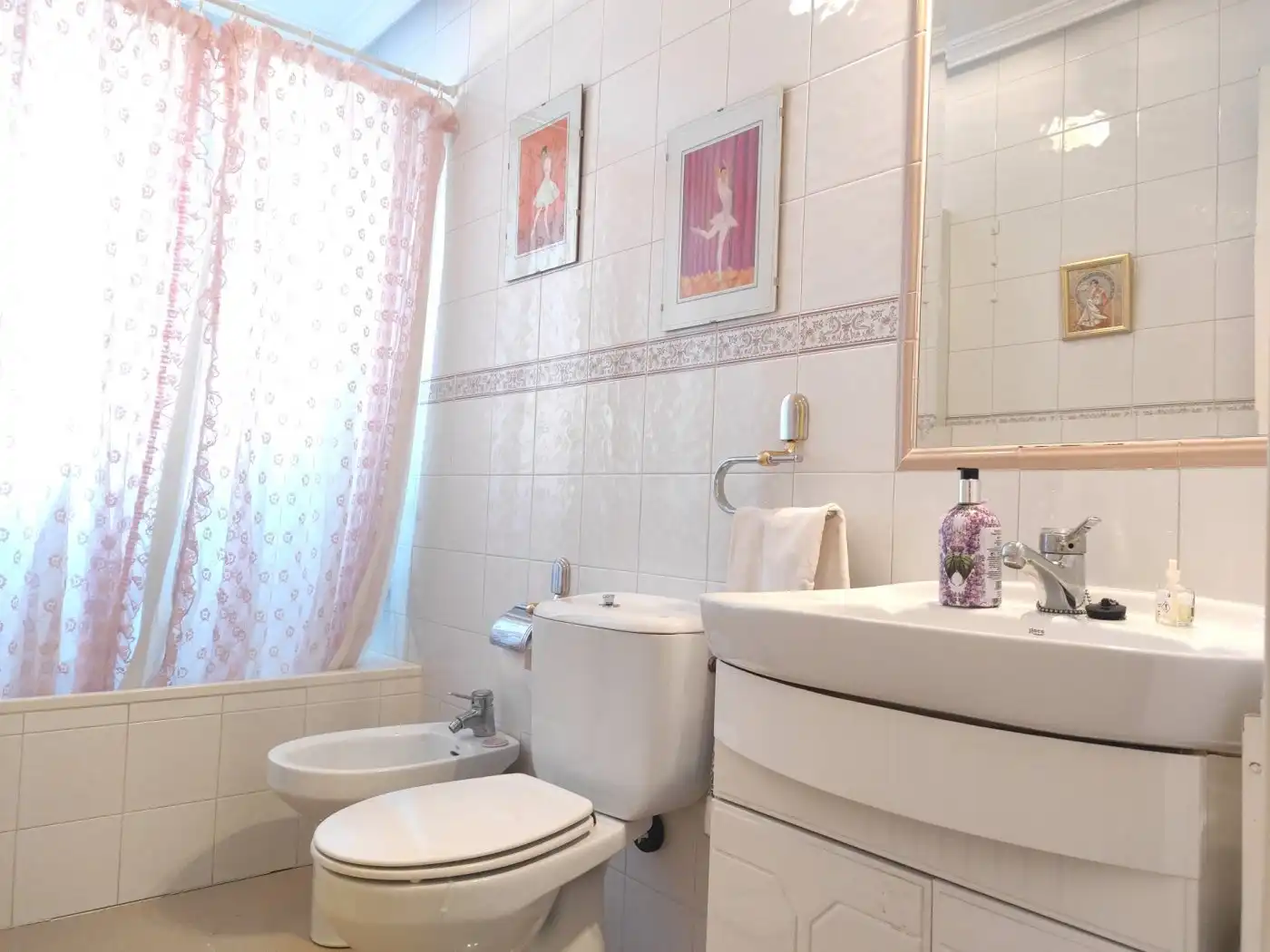 Bathroom of Flat for rent in Ávila  with Heating, Storage room and Furnished