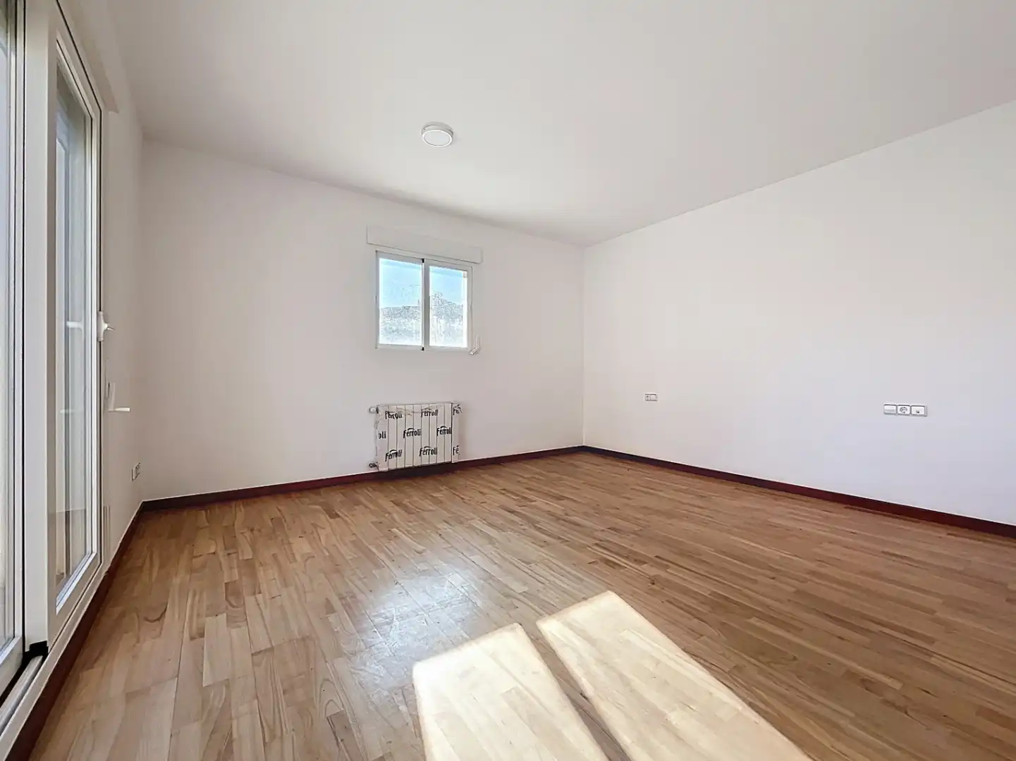 Habitación de Casa o chalet en venta en Benidorm con Aire acondicionado, Calefacción y Jardín privado