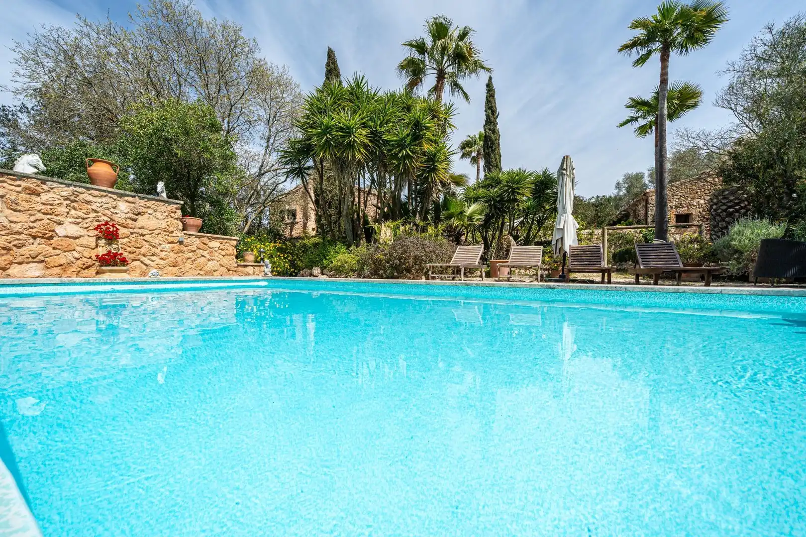 Piscina de Finca rústica en venta en Algaida con Aire acondicionado, Calefacción y Jardín privado
