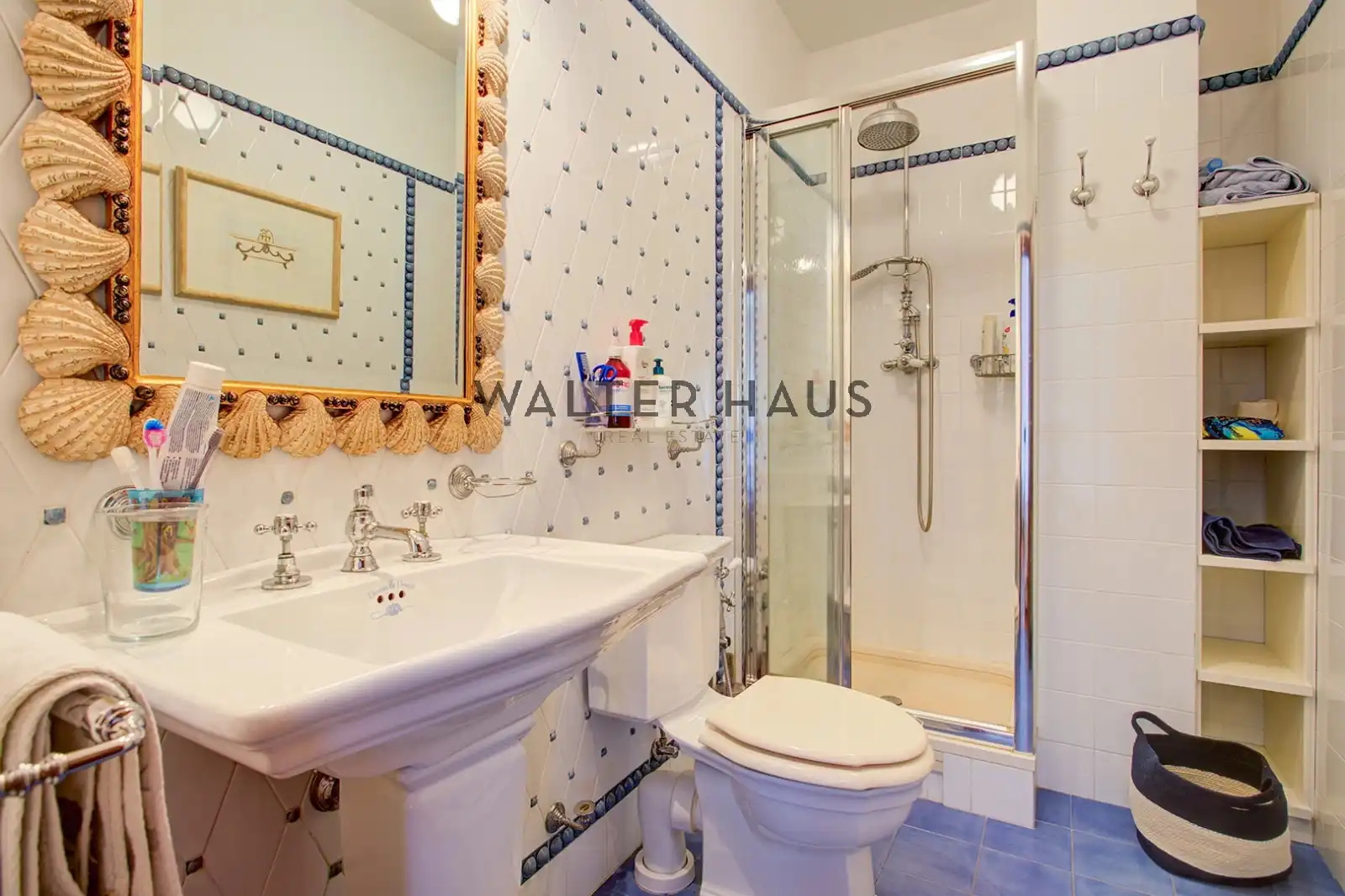 Badezimmer von Haus oder Chalet zum Verkauf in Sitges mit Klimaanlage, Heizung und Privatgarten