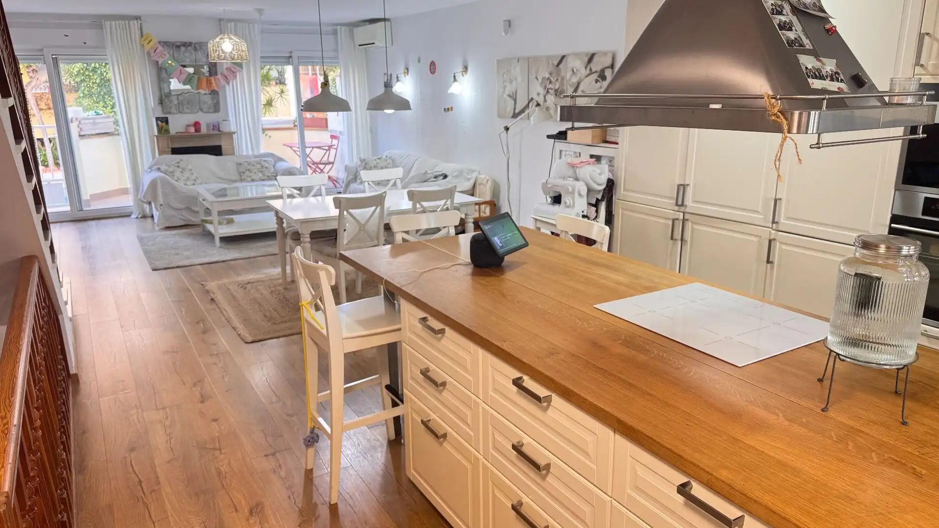 Cuina de Casa adosada en venda en Roquetas de Mar amb Aire condicionat, Terrassa i Traster