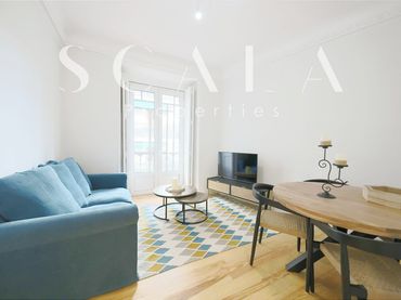 Piso con balcón en alquiler en Santa Engracia