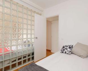 Bedroom of Flat to share in  Barcelona Capital  with Air Conditioner, Heating and Terrace