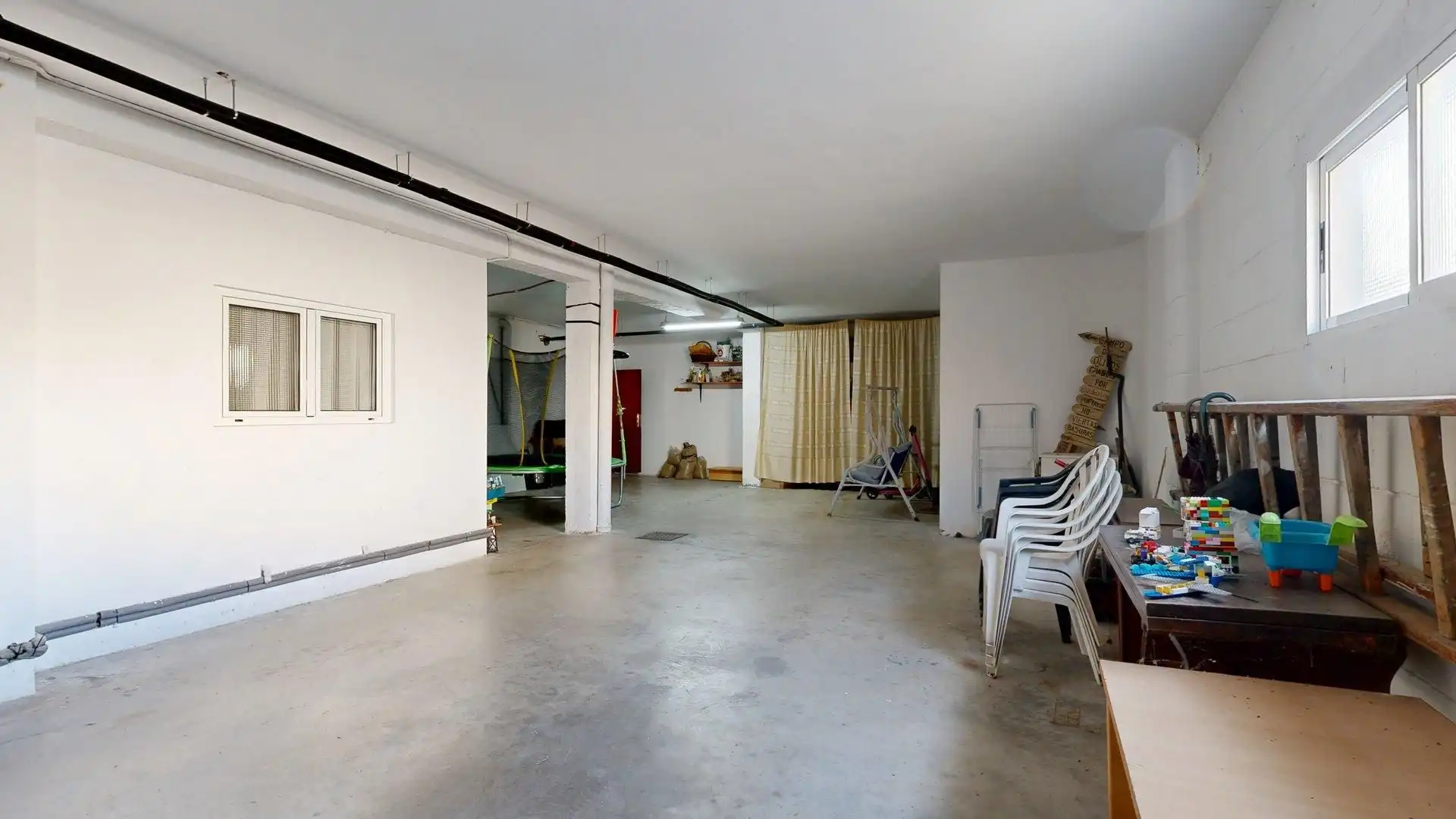 Casa o chalet en venta en Calle VAL DE LA CUEVA, Cadrete