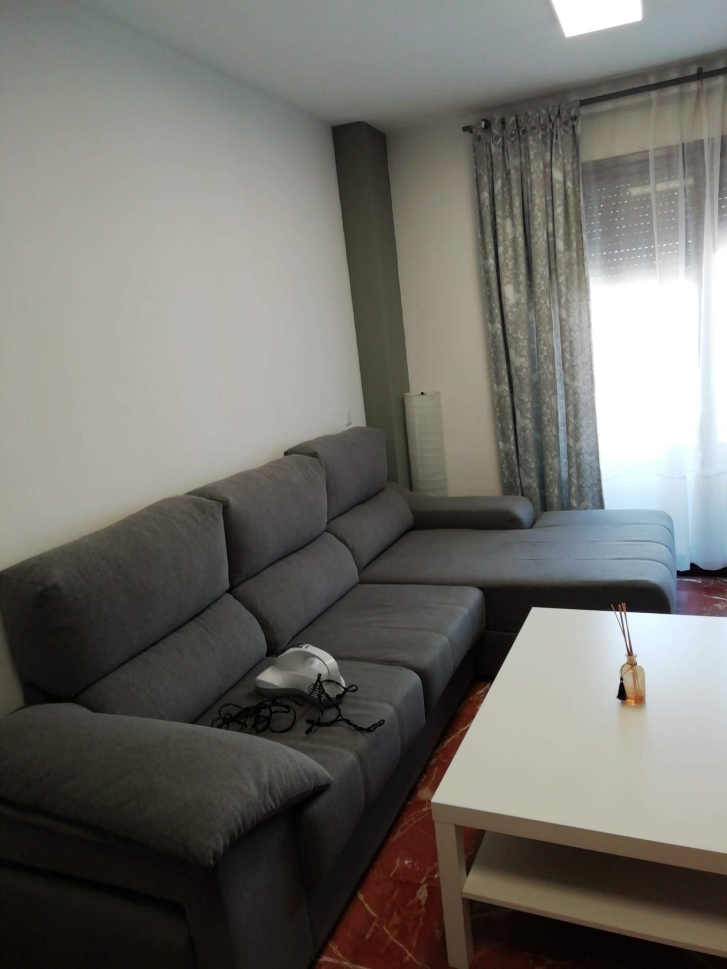 Piso en venta en Calle de Julio Pellicer, Ciudad Jardín - Zoco