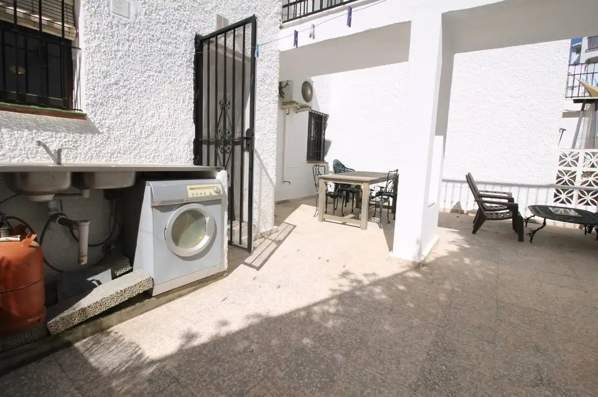 Exterior view of Flat for sale in Mijas  with Air Conditioner, Private garden and Terrace