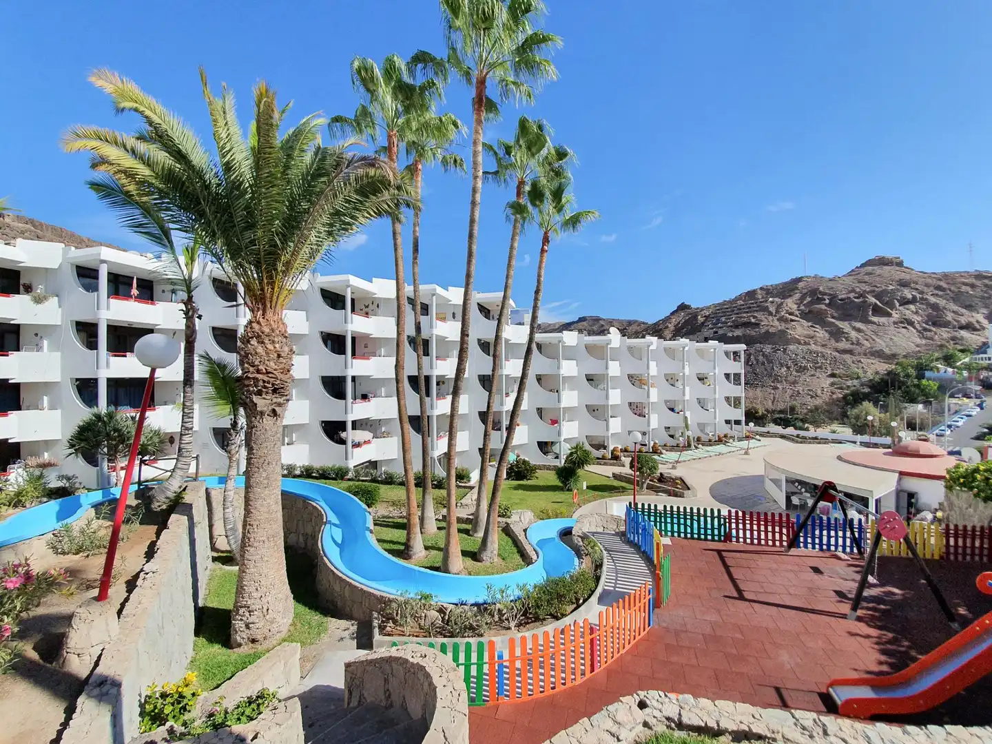 Vista exterior de Apartament de lloguer en Mogán amb Moblat, Balcó i Piscina comunitària