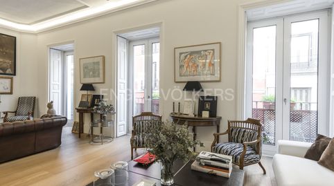 Photo 3 of Flat for rent in Palacio, Madrid Capital