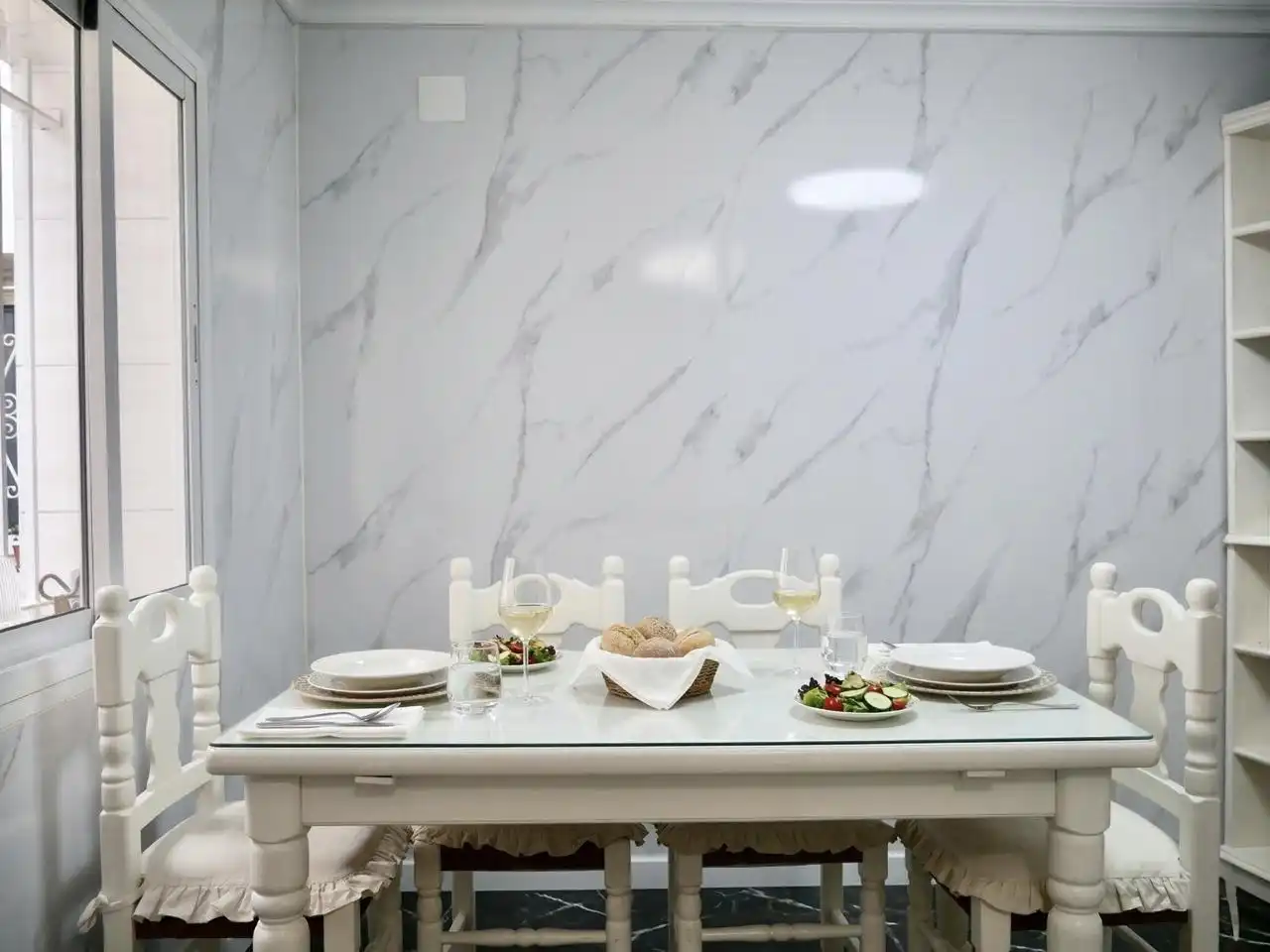 Comedor de Piso de alquiler en Sevilla con Aire acondicionado, Calefacción y Terraza