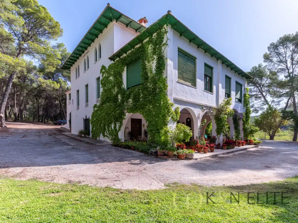 Vista exterior de Casa o chalet en venta en Ibi con Jardín privado y Piscina