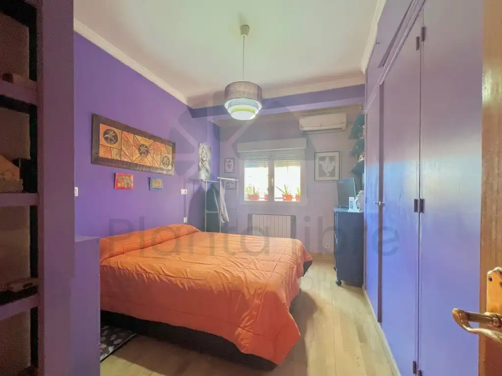 Bedroom of Flat for sale in  Logroño  with Air Conditioner, Heating and Terrace