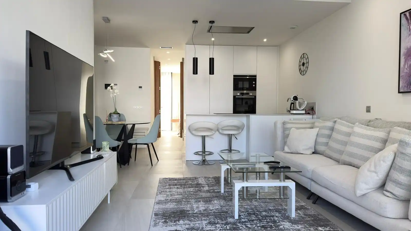 Sala de estar de Casa o chalet de alquiler en Finestrat con Aire acondicionado, Calefacción y Jardín privado