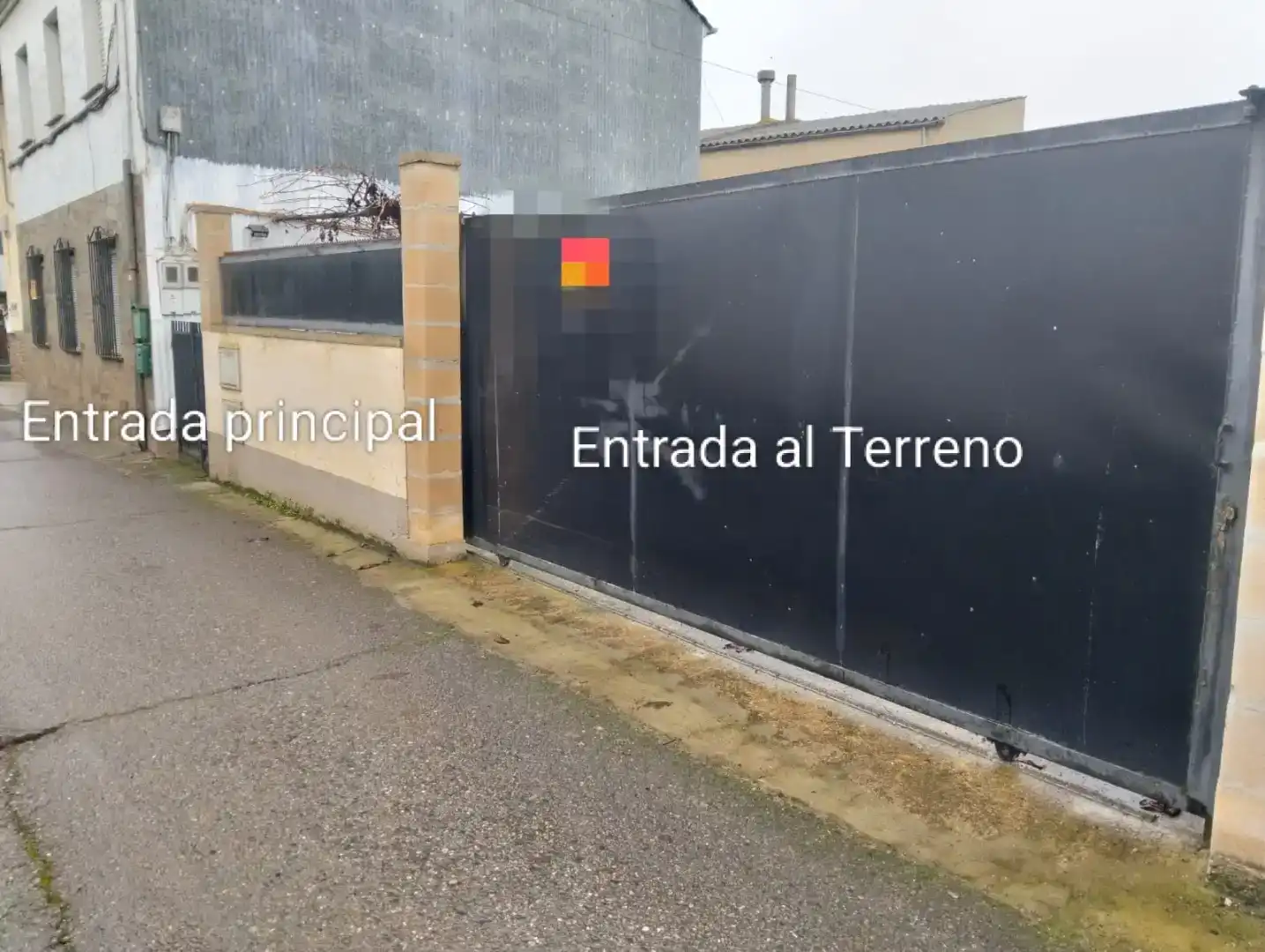 Parking de Planta baja en venta en Ponferrada con Jardín privado, Trastero y Horno