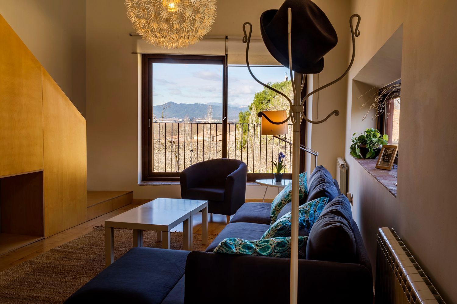 Sala d'estar de Casa o xalet de lloguer en Girona Capital amb Aire condicionat i Jardí privat