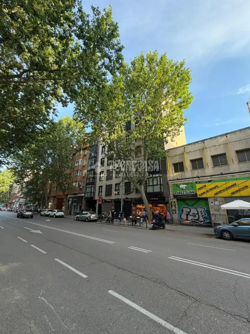 Vista exterior de Garaje en venta en  Madrid Capital