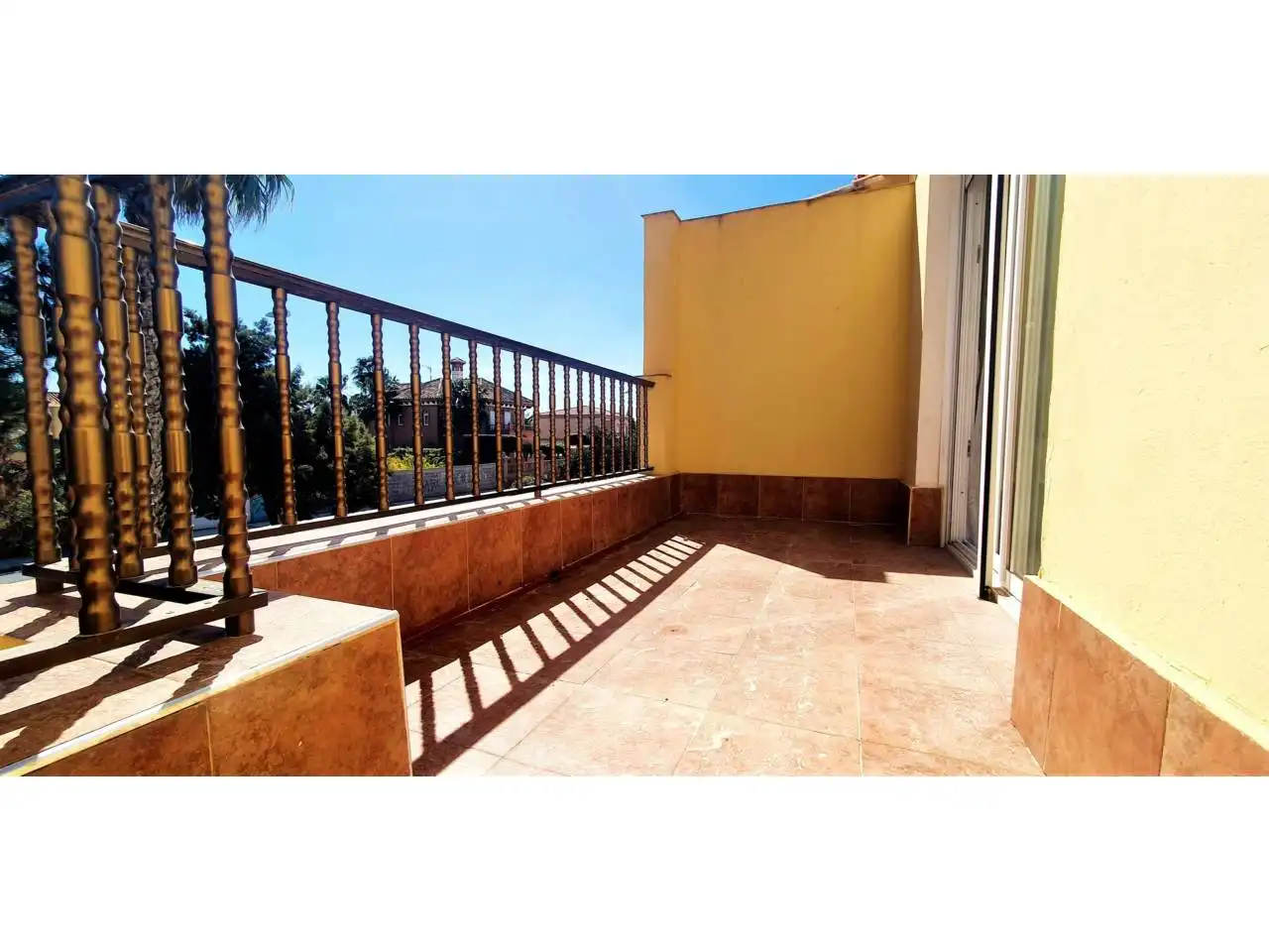 Terrace of Detached homes for sale in Roquetas de Mar  with Terrace, Furnished and Community pool