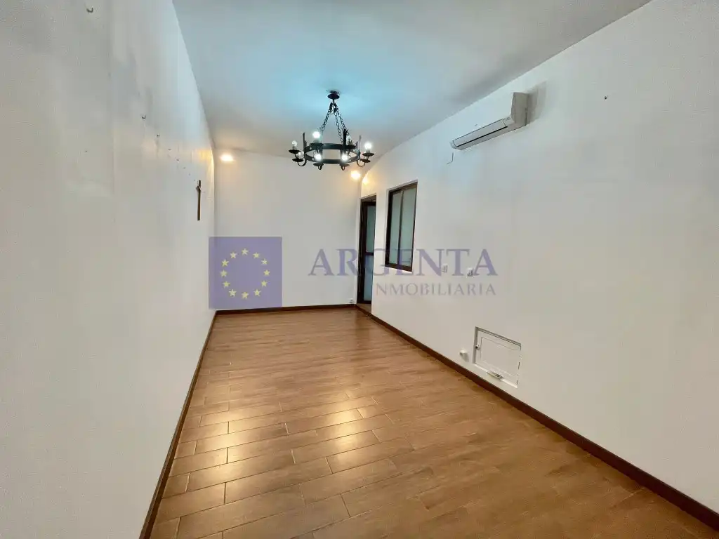 Casa adosada de alquiler en Malpartida de Cáceres