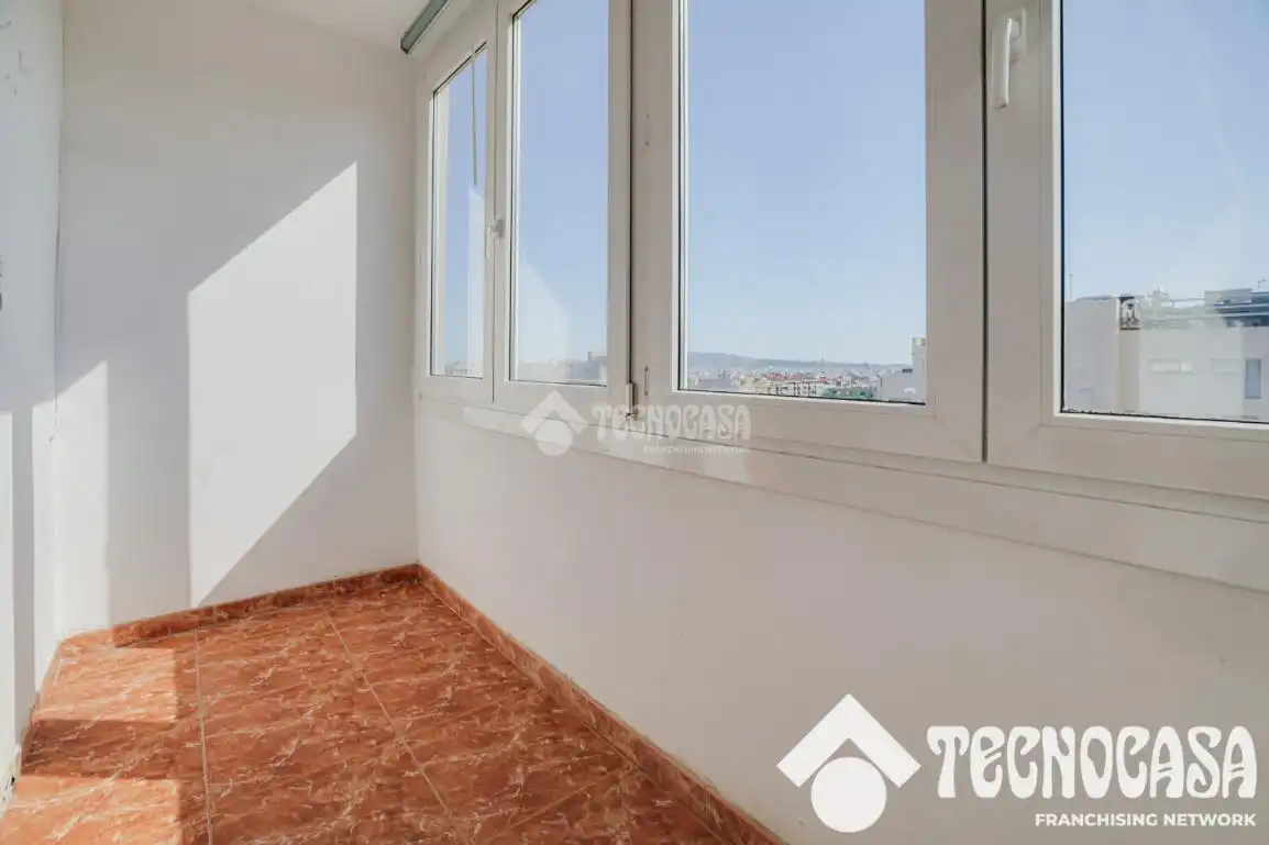 Dormitori de Àtic en venda en Barcelona amb Aire condicionat i Balcó
