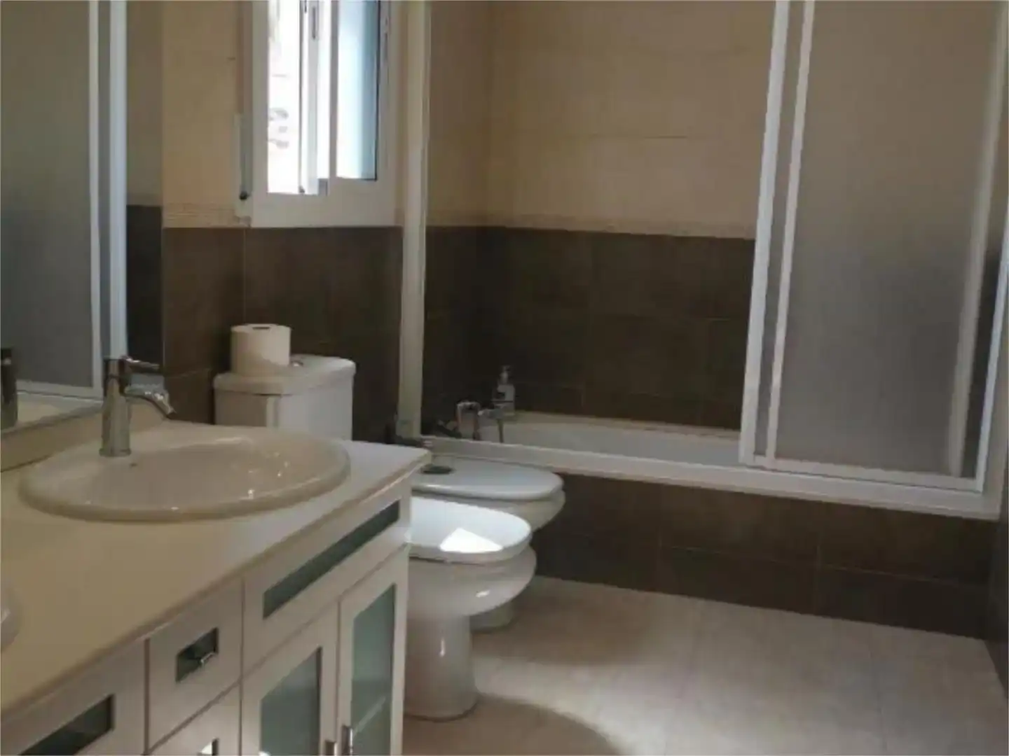 Bany de Casa o xalet en venda en Calafell amb Aire condicionat, Piscina i Balcó