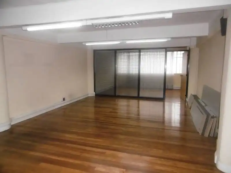 Büro mit Aufzug zum Verkauf in Calle Licenciado poza