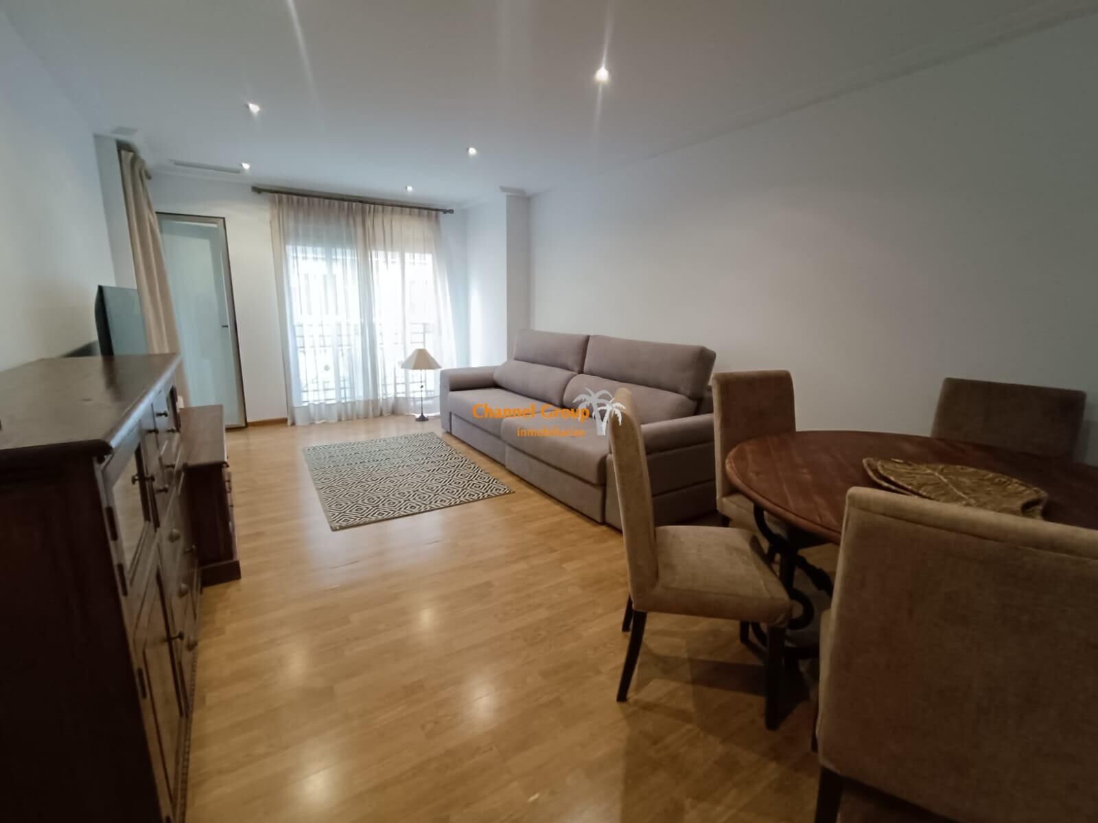 Sala d'estar de Pis de lloguer en Elche / Elx amb Parquet, Traster i Balcó
