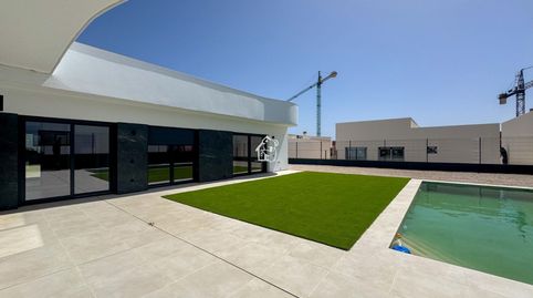 Para escriturar en julioUbicada en el prestigioso entorno de Ciudad Quesada, esta vivienda ofrece un estilo de vida tranquilo, cóm, imatge 5
