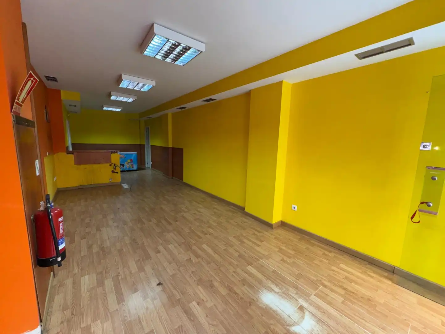 Geschaftsraum zur Miete in Ponferrada mit Möbliert