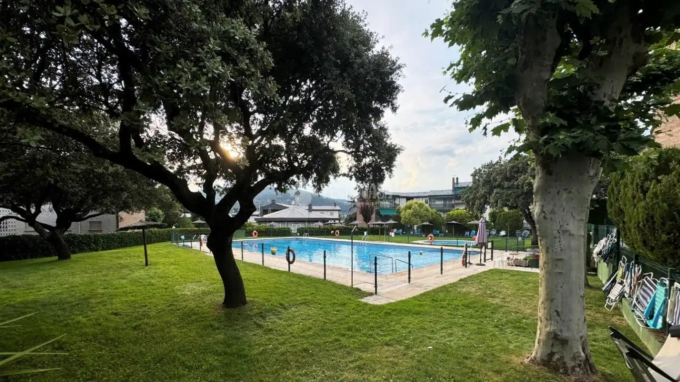Schwimmbecken von Wohnung zum Verkauf in Los Lagos
