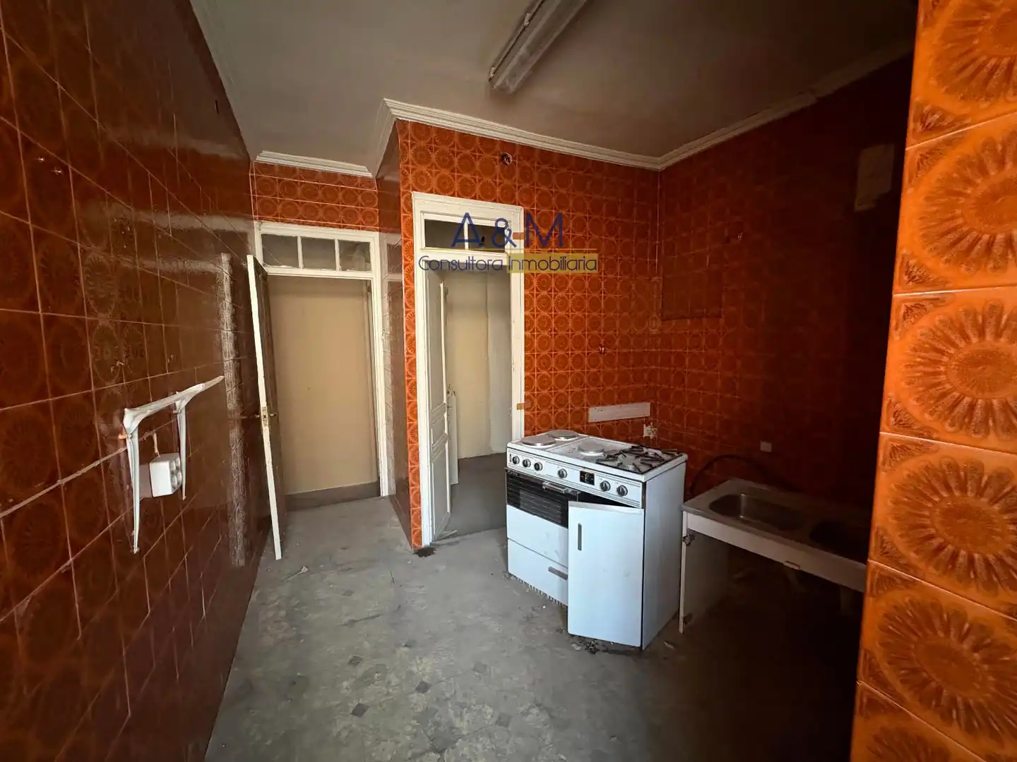 Buildings for sale in Manteria, Centro