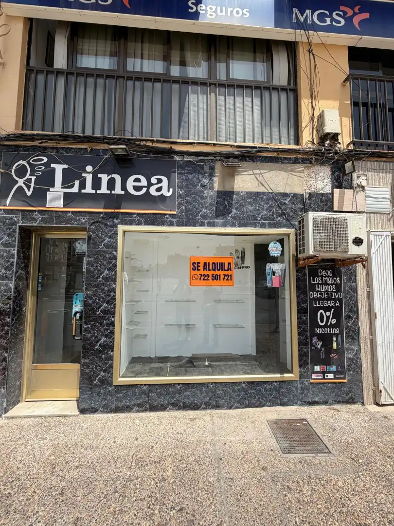 Local de lloguer en La Línea de la Concepción